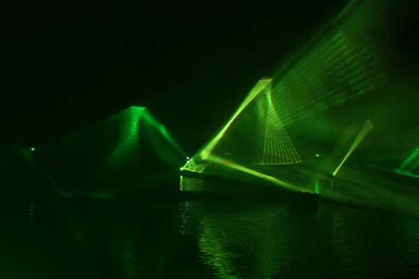 Lasershow Maschsee   075.jpg